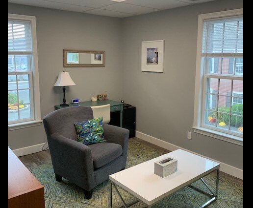 More Photos Of 33 Bedford St, Lexington Medical For Lease