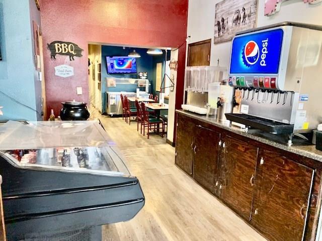 More Photos Of 511 W 11th St, Coffeyville Freestanding For Lease