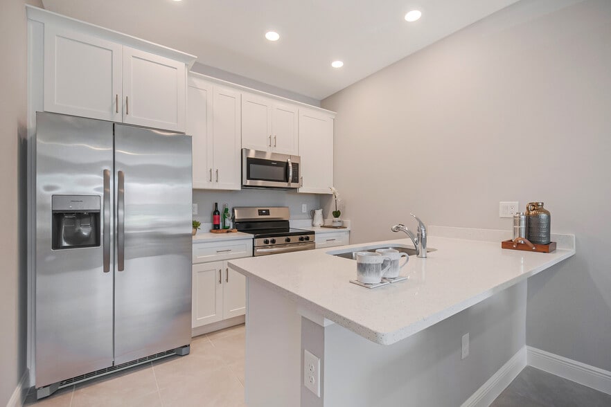 More Photos Of 1746 Coriander Dr, Poinciana Multifamily For Sale