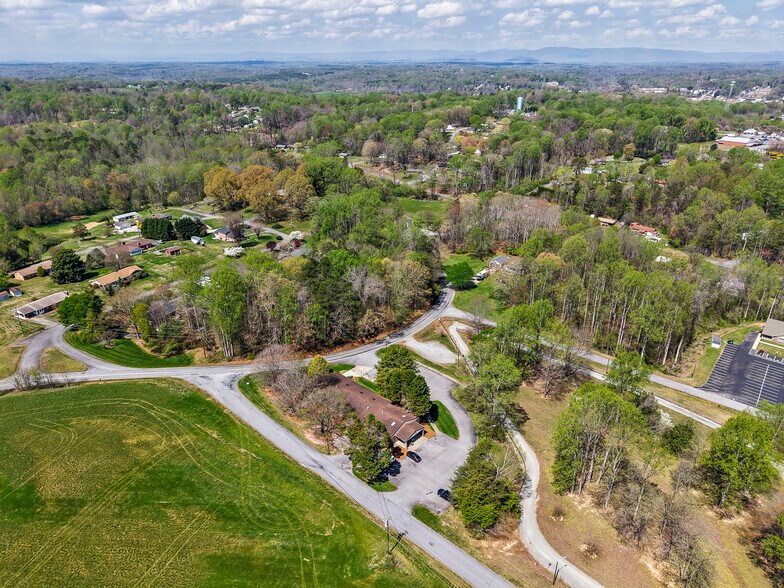 More Photos Of 4000 S Swaim Street Ext, Jonesville Office For Sale