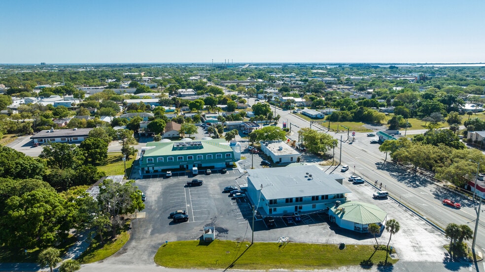 More Photos Of 1615 14th Ave, Vero Beach Medical For Sale