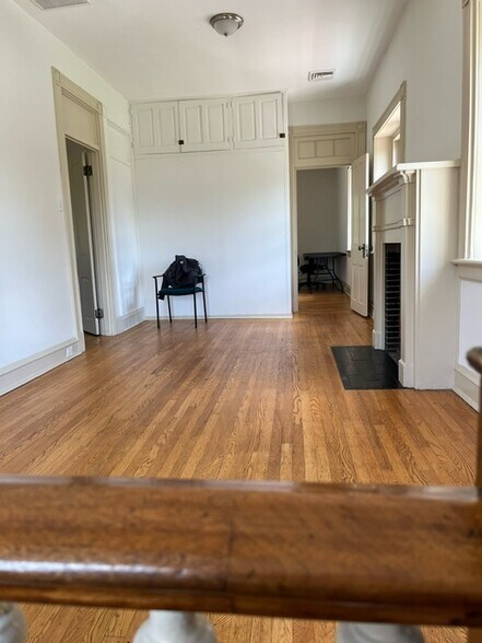 More Photos Of 2275 Bridge St- Building 6, Philadelphia Office Residential For Sale