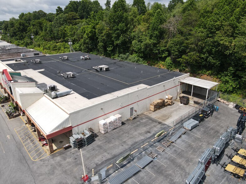 More Photos Of 507 Boones Creek Rd, Jonesborough Freestanding For Lease