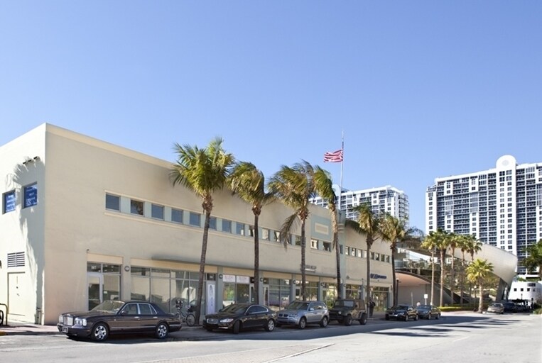 More Photos Of 1935 West Ave, Miami Beach Storefront Retail Office For Lease