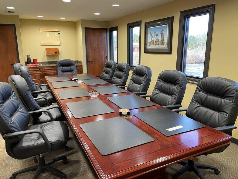 More Photos Of 2900 Joe Davis Ind Blvd, Thomasville Warehouse For Sale