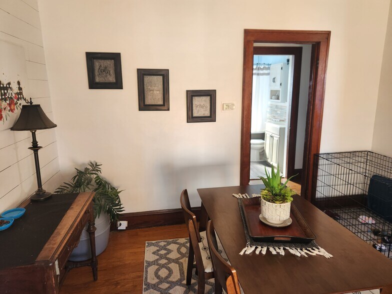 More Photos Of 5223 W 52nd St, Parma Apartments For Sale