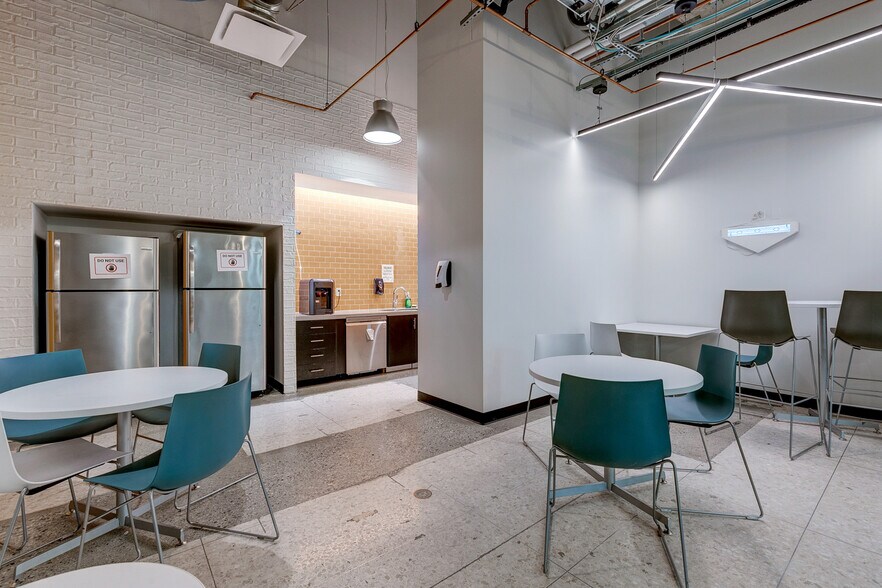 More Photos Of 3634 S Maryland Pky, Las Vegas Office For Lease