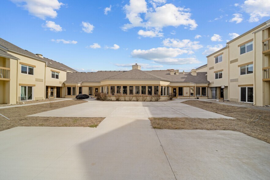 More Photos Of 10610 Marty St, Overland Park Multifamily For Sale