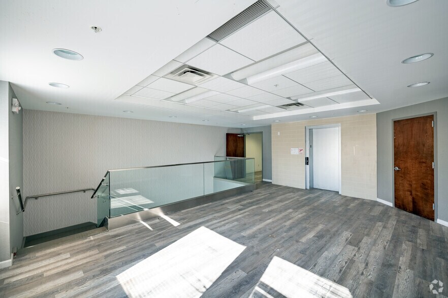 More Photos Of 55 Kennedy Dr, Hauppauge Flex For Sale