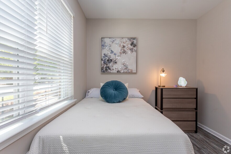 More Photos Of 619 S Kerr Ave, Wilmington Apartments For Sale