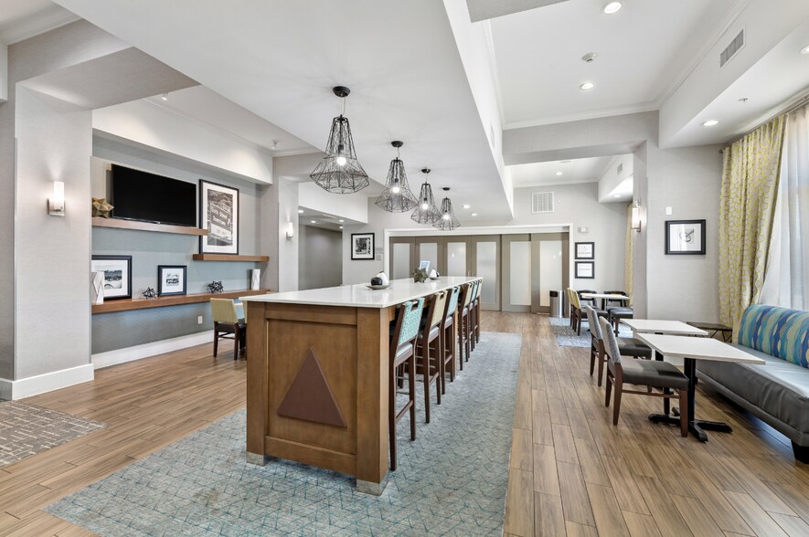 More Photos Of 151 Bunton Creek Rd, Kyle Hotel For Sale