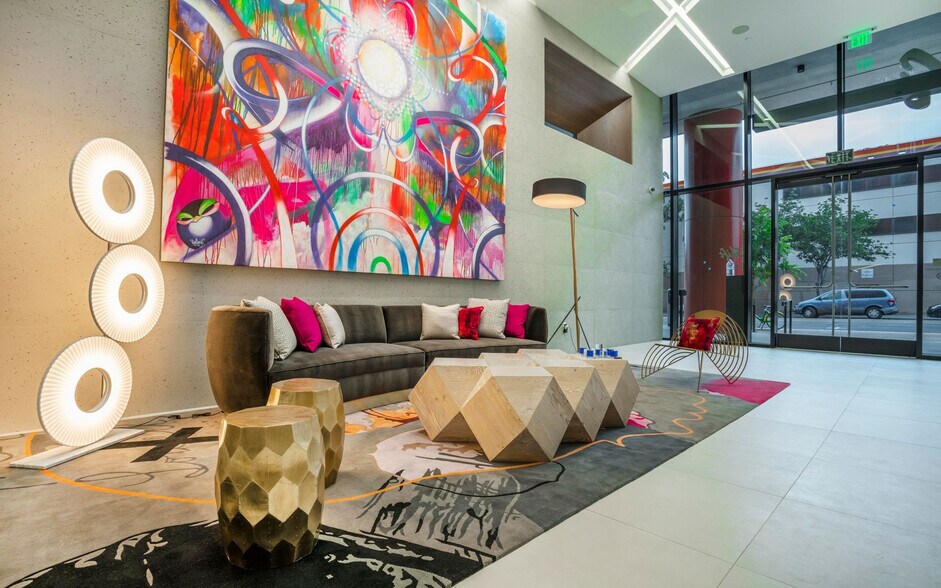 More Photos Of 1501 Island Ave, San Diego Apartments For Lease