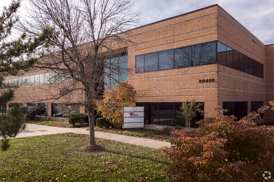 More Photos Of 20410 Century Blvd, Germantown Office For Sale
