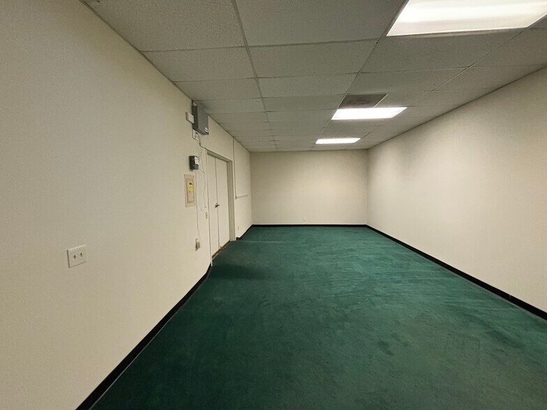 More Photos Of 10215-10225 S De Anza Blvd, Cupertino Freestanding For Lease