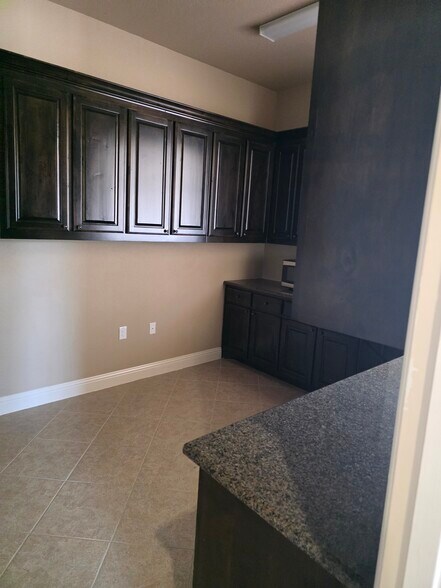 More Photos Of 8508 Precinct Line Rd, Colleyville Office For Lease