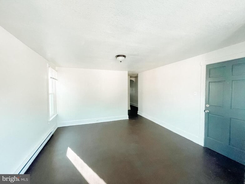 More Photos Of 228-230 Summit Ave, Hagerstown Apartments For Sale