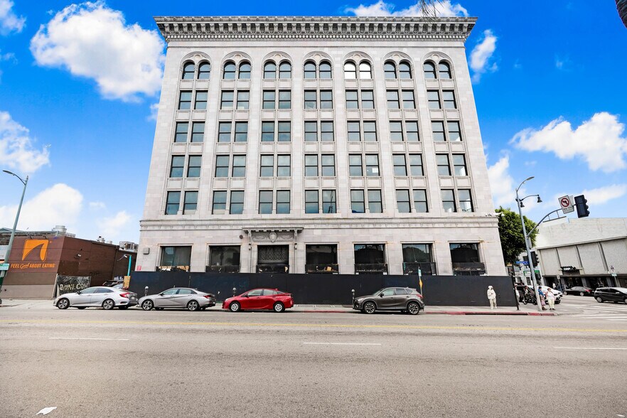 More Photos Of 6381 Hollywood Blvd, Hollywood Office For Lease