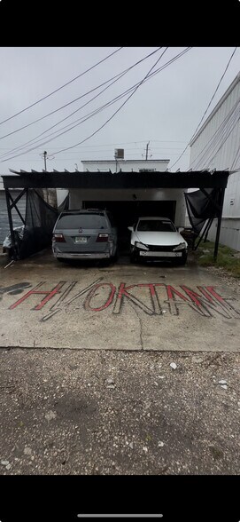 More Photos Of 608 N Dixie Hwy, Lantana Storefront Retail Residential For Sale