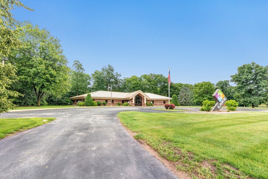 More Photos Of 2980 Walker Dr, Green Bay Office For Sale