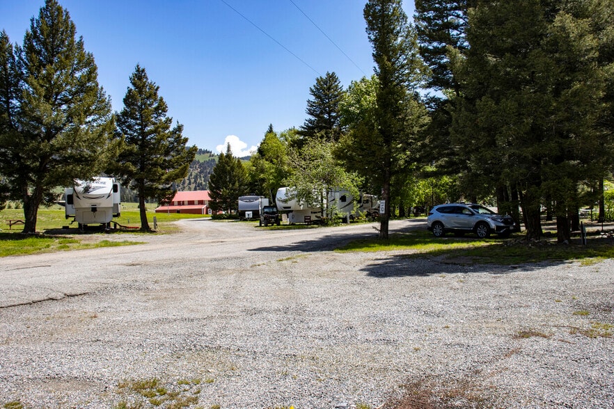 More Photos Of 29 Frontage Rd, Basin Manufactured Housing Mobile Home Park For Sale