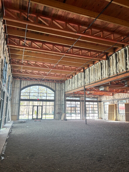 More Photos Of 244 Campus Way, Dunwoody Restaurant For Lease