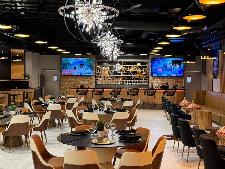 More Photos Of 3680 Citadel Dr N, Colorado Springs Restaurant For Lease