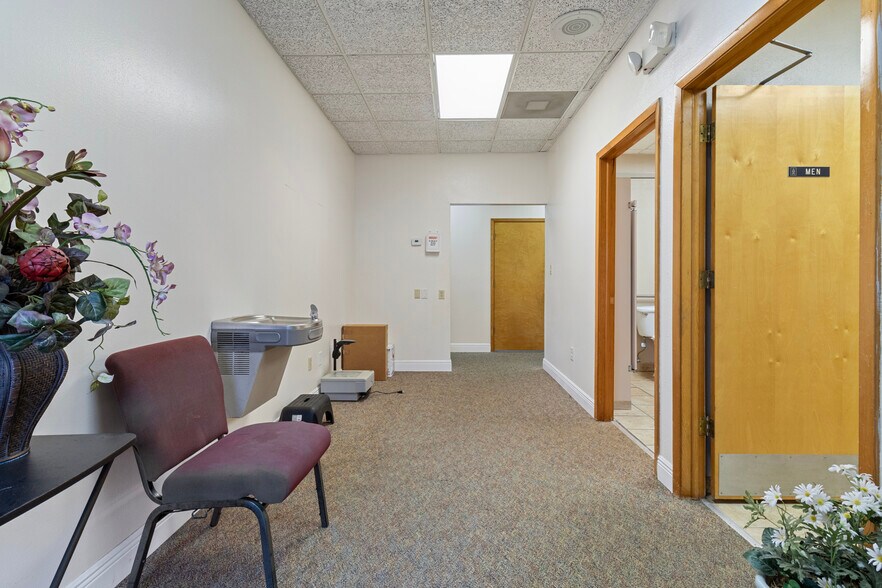 More Photos Of 614 E Jefferson St, Brooksville Office For Sale
