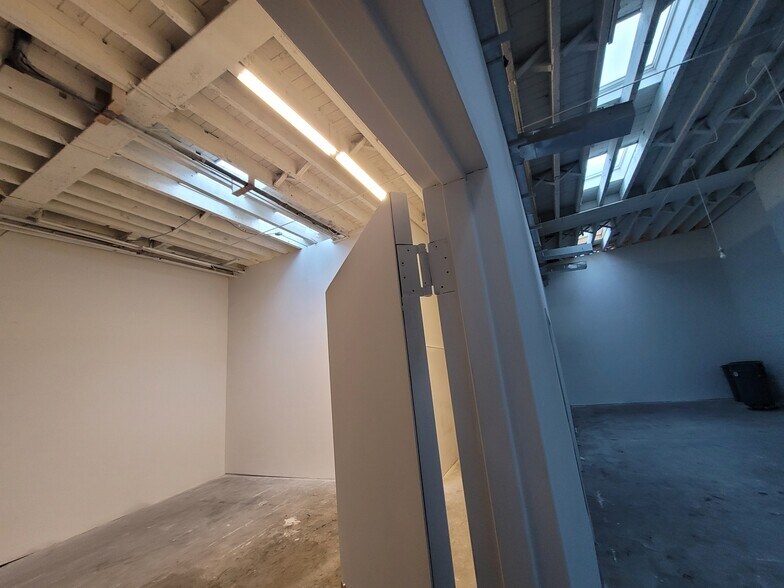 More Photos Of 272-280 Seigel St, Brooklyn General Retail For Lease