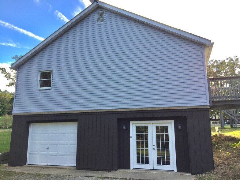 More Photos Of 147 Georgetown Rd, Beaver Falls Apartments For Sale