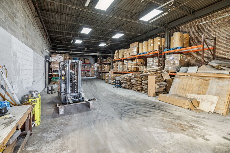 More Photos Of 2901 N 18th St, Philadelphia Warehouse For Sale