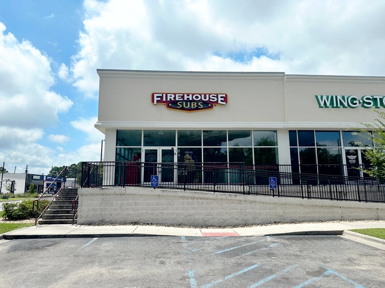 Primary Photo Of 1935 E Victory Dr, Savannah Storefront Retail Office For Lease