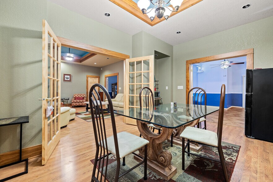 More Photos Of 603 N River St, Hot Springs Hotel For Sale