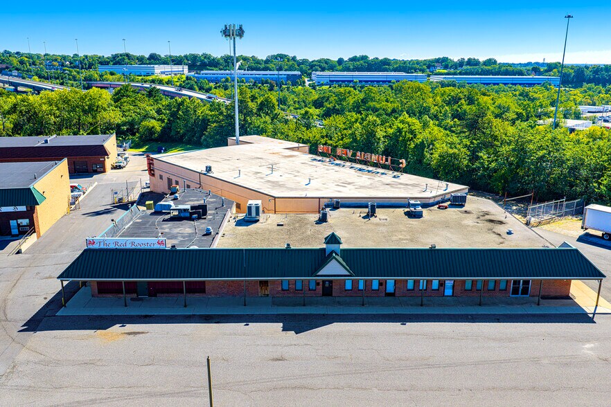 More Photos Of 6412-6418 Frankford Ave, Baltimore Warehouse For Lease