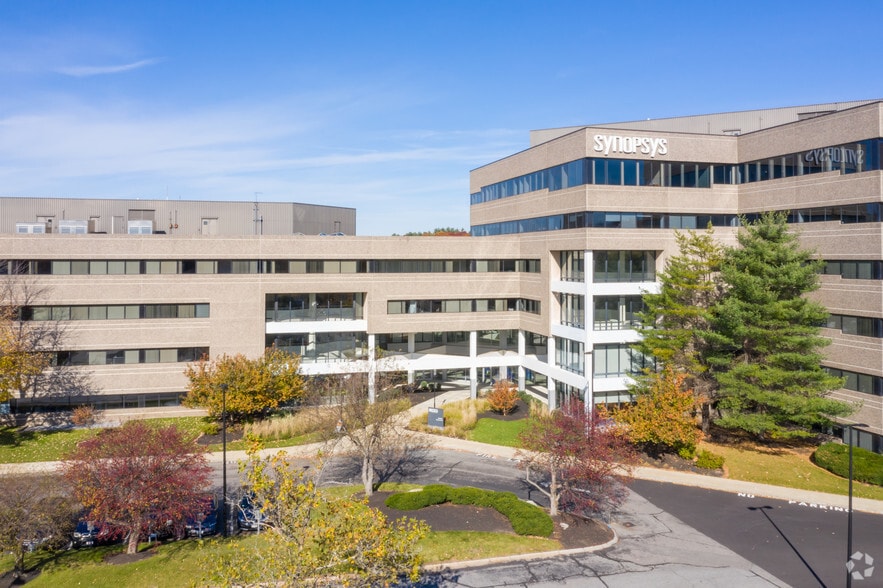 More Photos Of 800 District Ave, Burlington Office For Lease