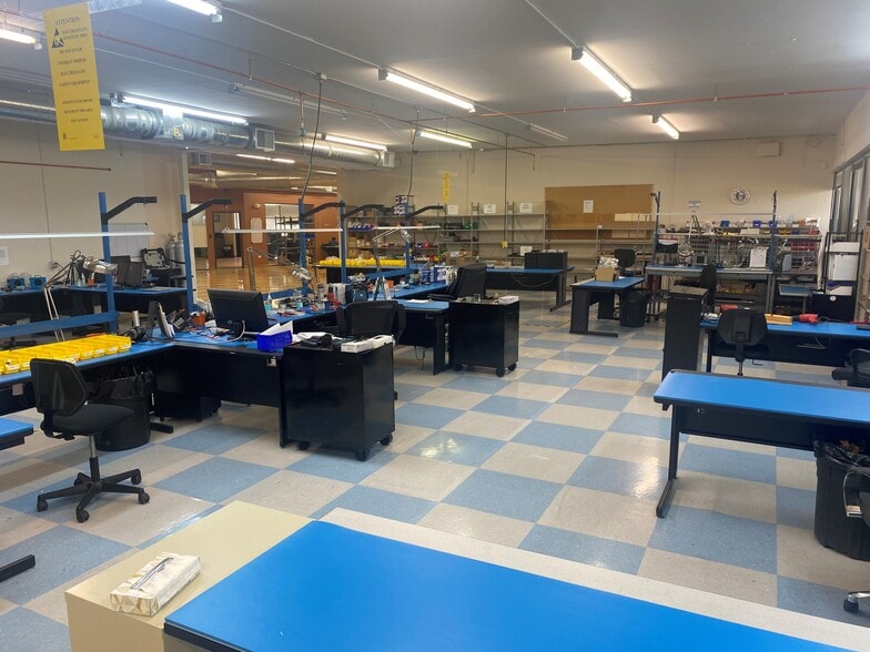 More Photos Of 7060 S Tucson Way, Englewood Light Manufacturing For Sale