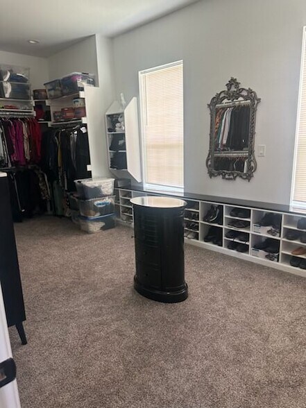 More Photos Of 703 E Oates Rd, Garland Unknown For Lease