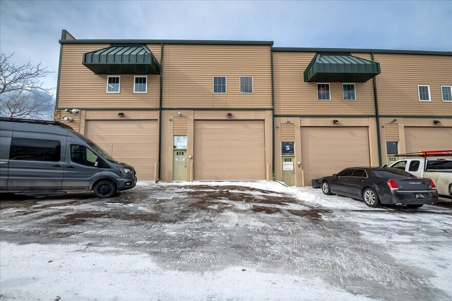 More Photos Of 871 Brickyard Cir, Golden Warehouse For Lease