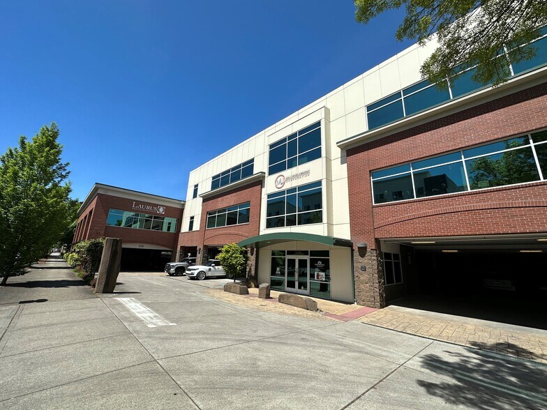 More Photos Of 300 W 15th St, Vancouver Office For Lease