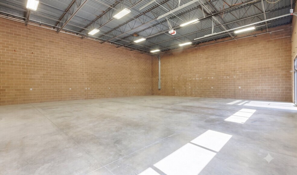 More Photos Of 195 W 500 N, La Verkin Warehouse For Sale