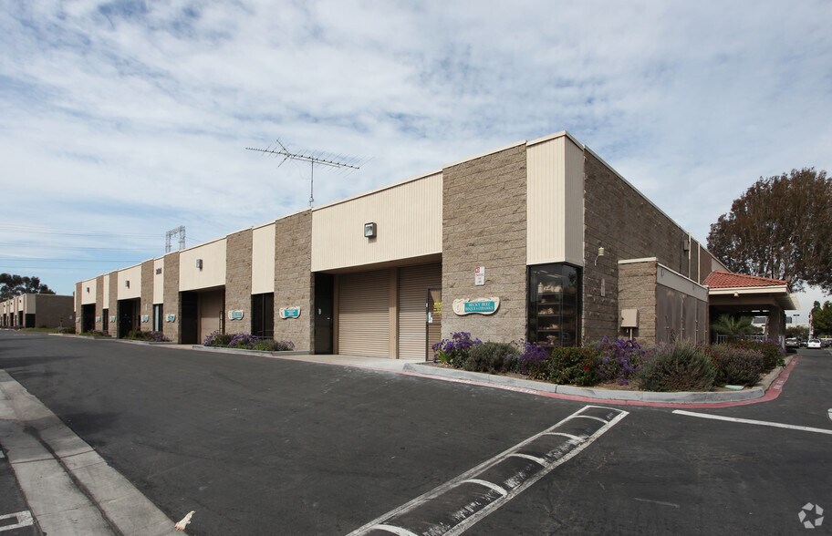 More Photos Of 404 Mile Of Cars Way, National City Unknown For Lease