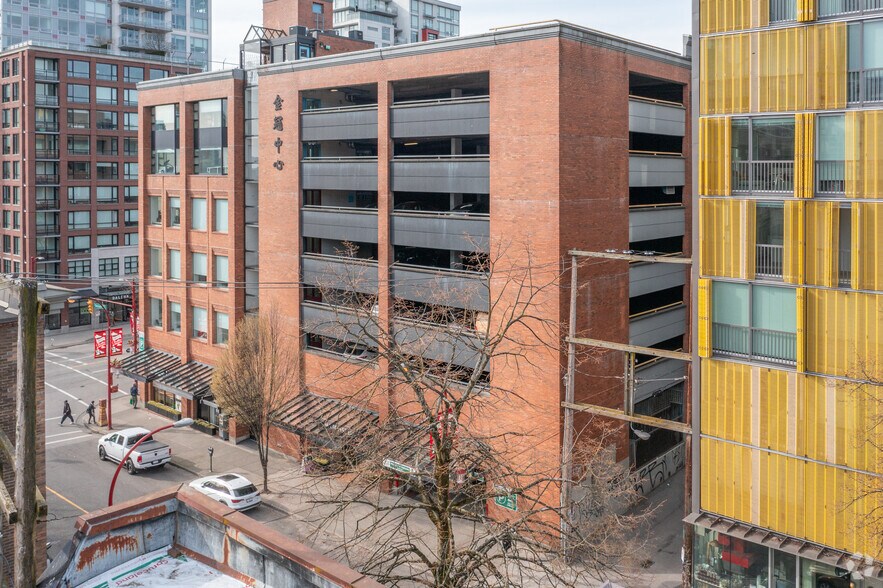 More Photos Of 211-213 Georgia St E, Vancouver Office For Lease