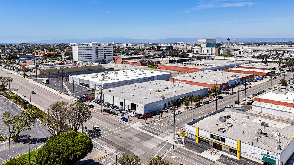 More Photos Of 601 Lairport St, El Segundo Manufacturing For Lease