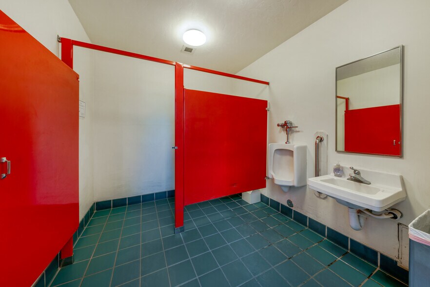 More Photos Of 330 S Convent Ave, Tucson Office For Lease