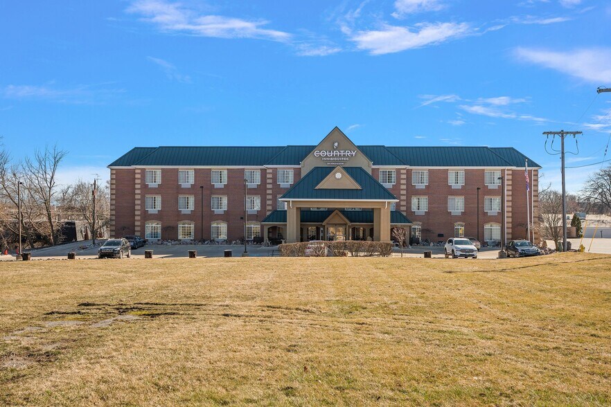 More Photos Of 2020 Laporte Ave, Valparaiso Land For Lease