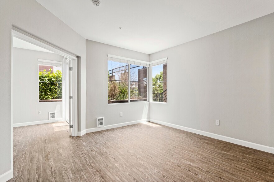 More Photos Of 1325 40th St, Emeryville Apartments For Lease