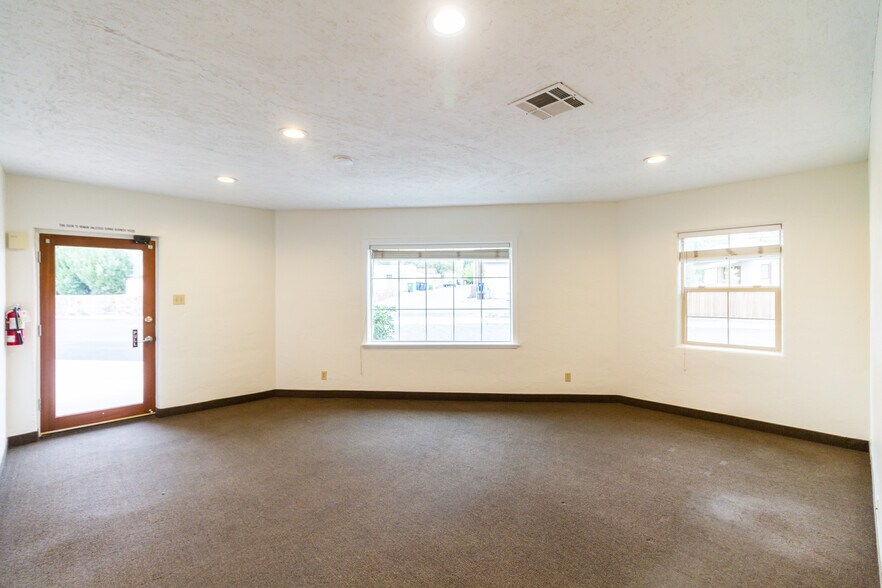 More Photos Of 508 Nevada Hwy, Boulder City Unknown For Sale