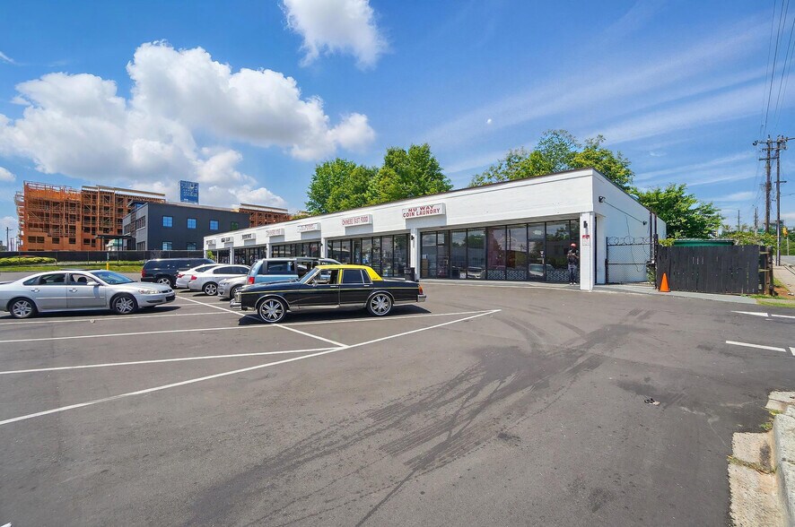 More Photos Of 2417 N Tryon St, Charlotte Unknown For Lease