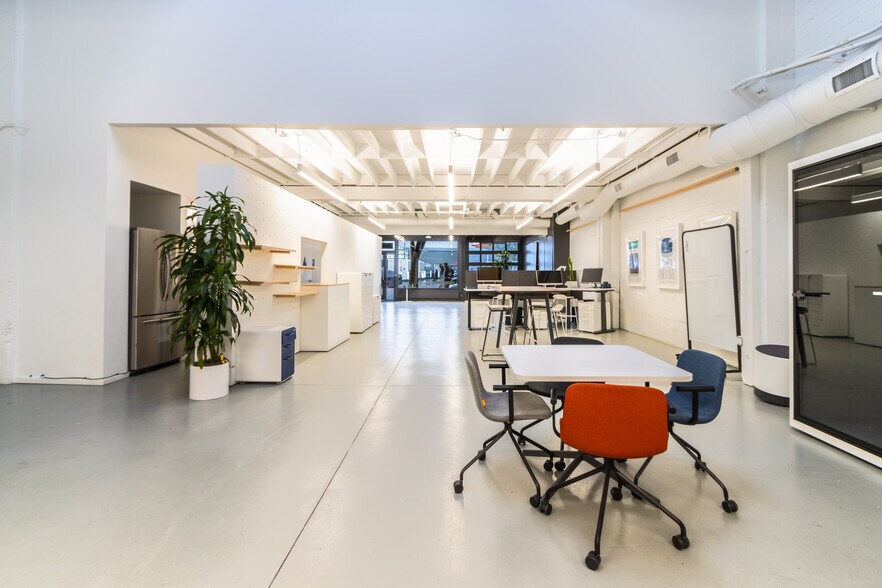 More Photos Of 560 3rd St, San Francisco Warehouse For Lease