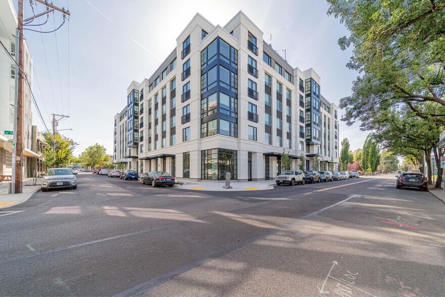 More Photos Of 518 NE 20th Ave, Portland Apartments For Lease