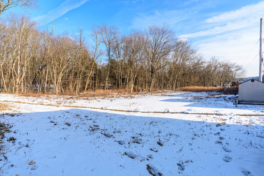 More Photos Of 176 Main St, Monroe Freestanding For Sale